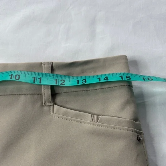 🤍 WHBM Cream Tailored 5" Shorts Size 2 Women's NWT Stretch Zip Button 🤍 - Picture 9 of 15